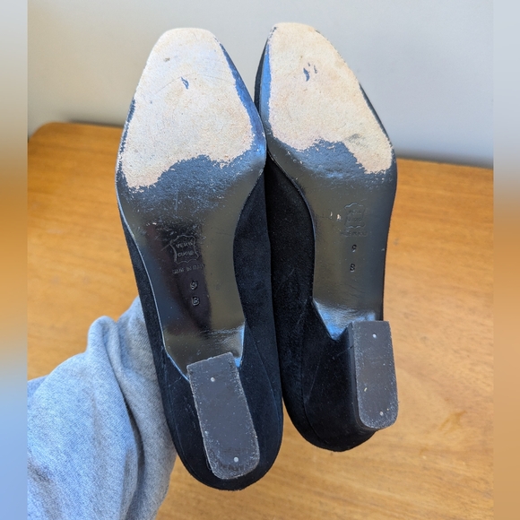 Vintage Black Suede Loafers‎ With Gold Corner Accents - Picture 12 of 14